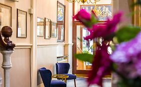 London Town Hotel
